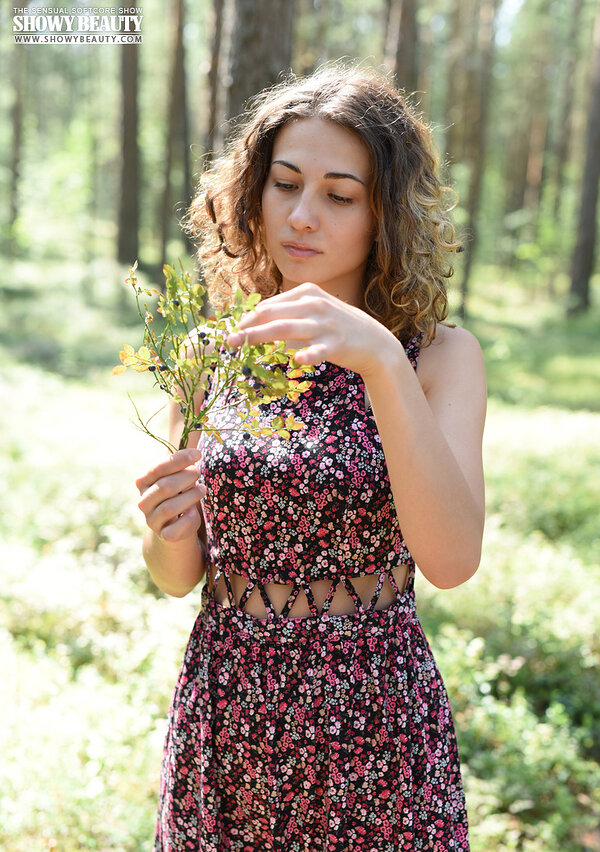 Лариса, 25 лет, 2 размер груди